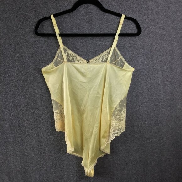 Vintage VANITY FAIR Dupont Nylon Lace Lingerie Teddy Bodysuit Size 36 - Picture 3 of 11